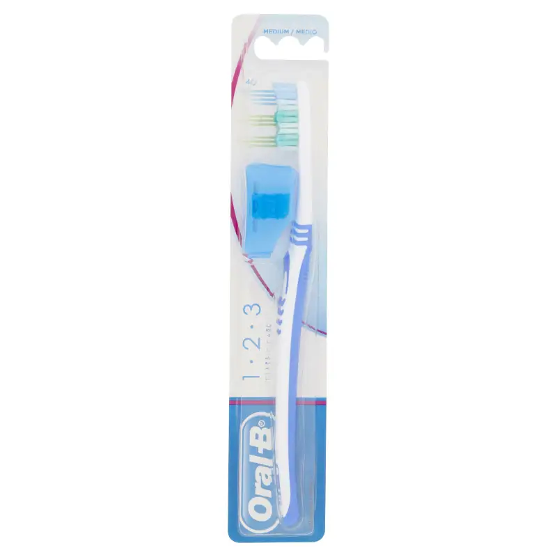 ORAL-B SPAZZOLINO CLASSIC CARE 40 MEDIO